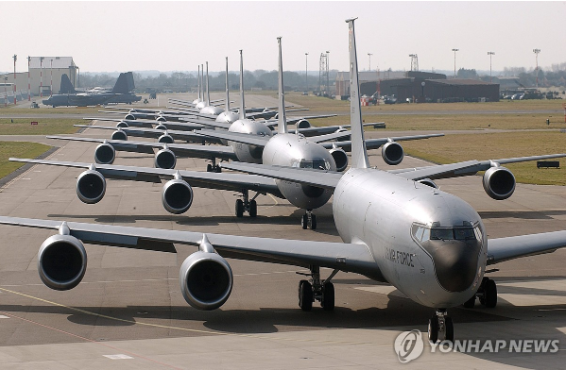 트럼프 이란공습 채비…이스라엘 공항에...